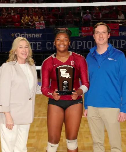 Coach Donna Pixley and Lady Tiger Rhaia Davey ’23 Named Advocate Star of Stars